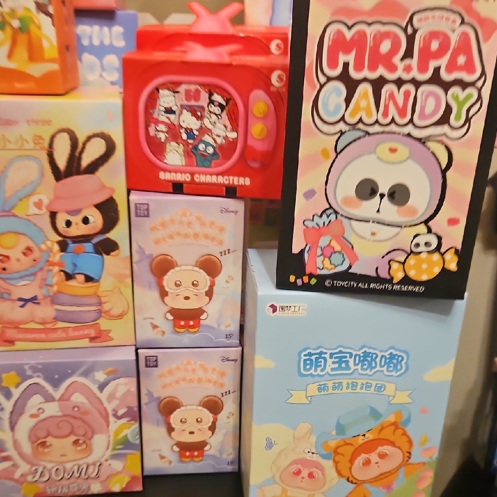 PICK 1 BLIND BOX - Picture 10 of 10